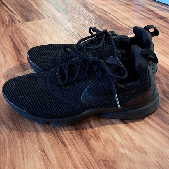 Nike Air Presto Fly Low Black - 910569-001 Size 6 - Picture 1 of 11
